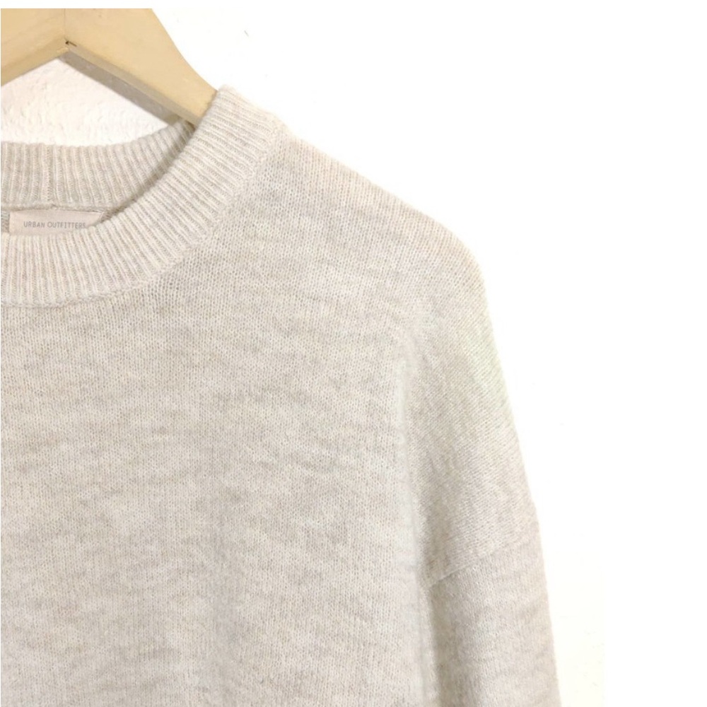 Urban Outfitters Oatmeal Crew made in Turkey.